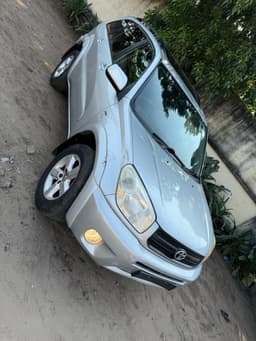 Vignette de TOYOTA RAV4 A VENDRE 6