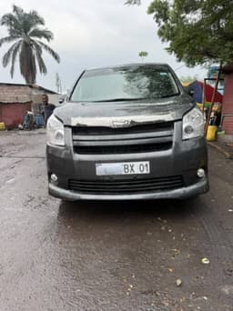 Vignette de TOYOTA NOAH 3 TOUT NEUF 1