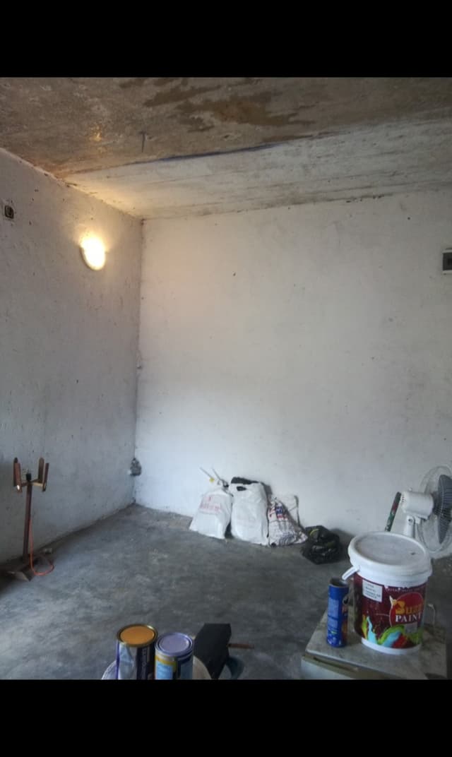 Boutique commerciale a badiadingi in Kinshasa Rent up to 200 m2 1 – Quality product listing