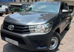Vignette de TOYOTA HILUX 2018 A VENDRE 1