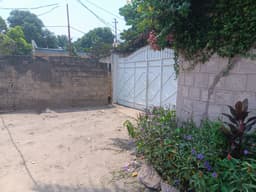 Vignette de GS13-IMMO SARL; met à votre disposition, la vente de cette magnifique villa, Q/Mimosas. Réf: Alimentation S&K. Dimension: 24/40M. Prix: 600.000$ à discuter. Tél : +243899383106. À vous la parole. 1