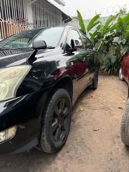 Vignette de TOYOTA HARRIER SANS PLAQUE A VENDRE A KINSHASA 2