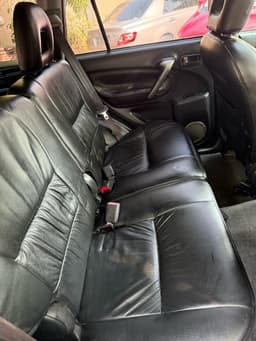 Vignette de TOYOTA RAV4 A VENDRE 9