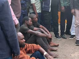 Haut-Katanga : boxeurs viraux et présumés voleurs de cathodes présentés au gouverneur Kazembe article de nouvelles society...