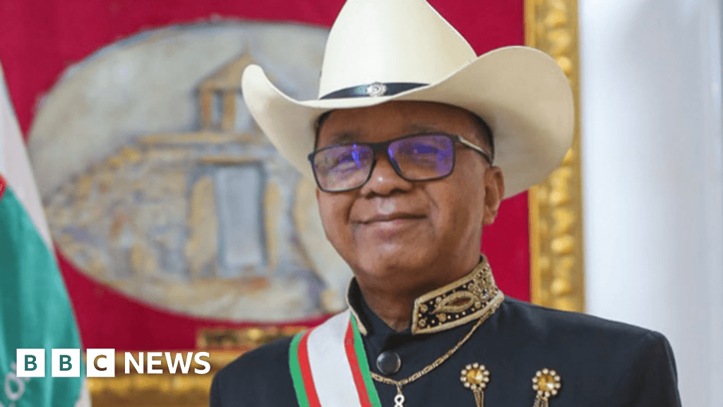 Madagascar : l'ex-président du Sénat condamné à la prison pour la répression meurtrière des manifestations article de nouv...
