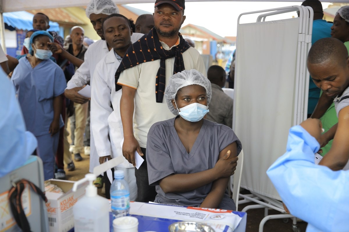 Le Nigeria confirme son premier cas d'Ebola dans un contexte d'épidémie croissante en Afrique article de nouvelles society...