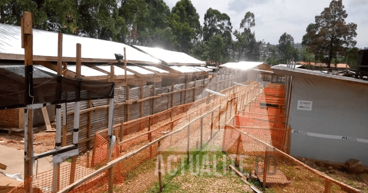 Butembo : un centre hospitalier incendié après la confirmation d'un cas d'Ebola article de nouvelles society – Dernier art...
