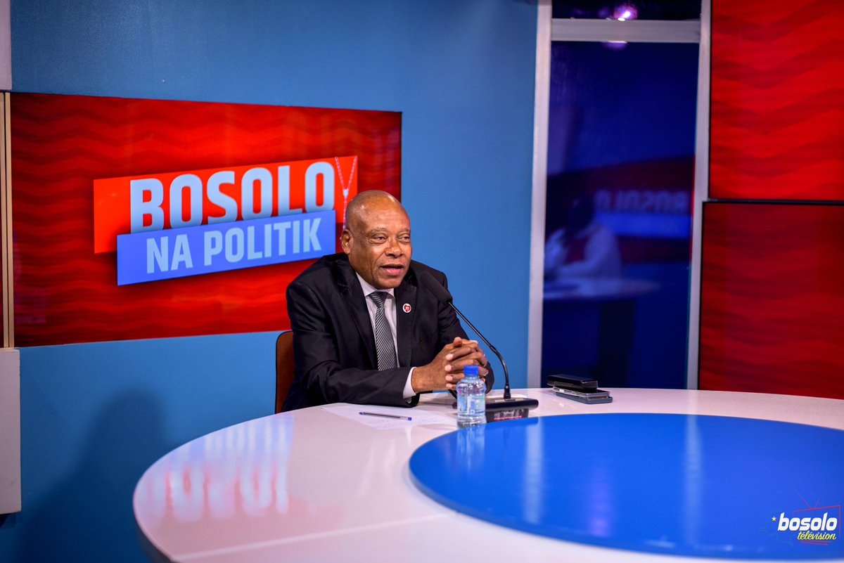 Révision constitutionnelle : le président pourrait supprimer des institutions et nommer les gouverneurs article de nouvell...