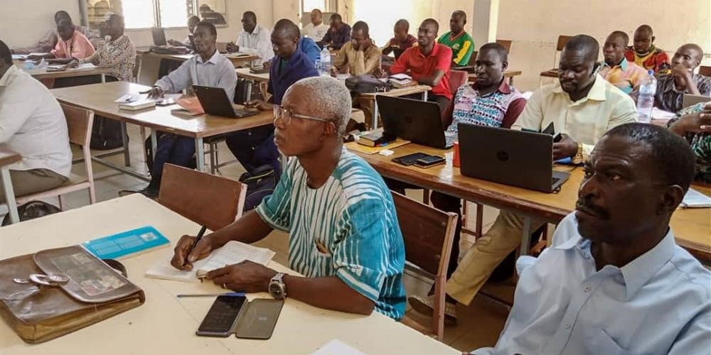 Burkina Faso : autorisation obligatoire pour les étudiants souhaitant étudier à l'étranger article de nouvelles society – ...