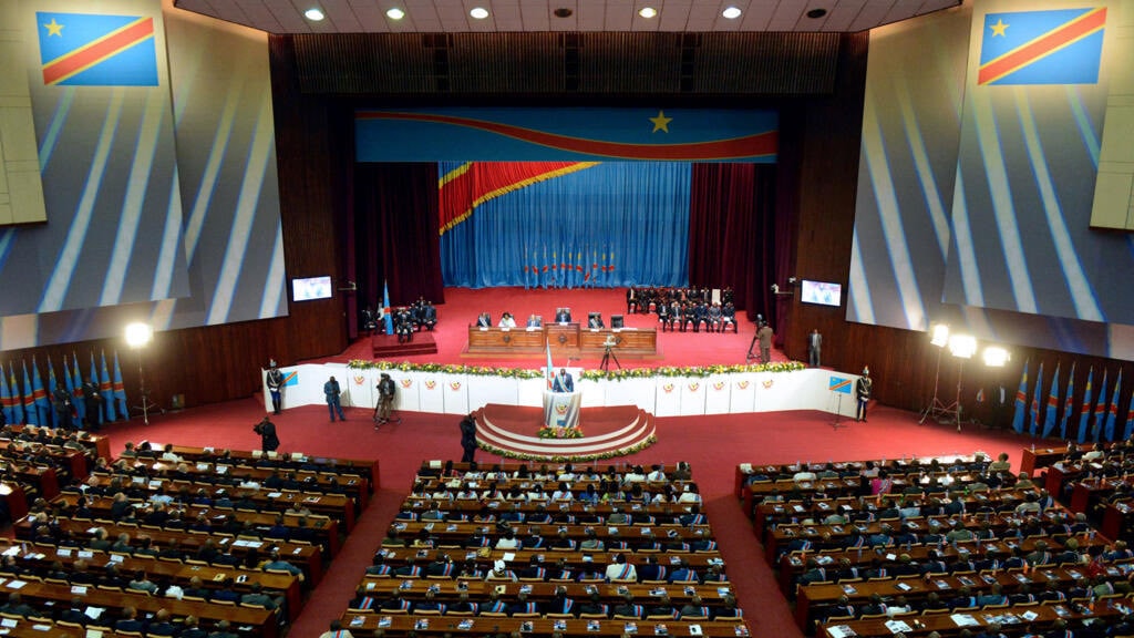 L'Assemblée nationale adopte la loi sur le référendum constitutionnel en RDC article de nouvelles politics – Dernier artic...