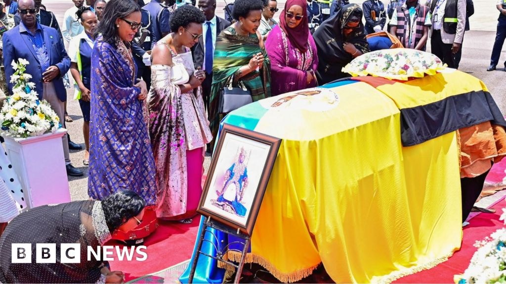 Ouganda : Le corps du roi Oyo, plus jeune monarque traditionnel du monde, rapatrié dans un climat de tensions successorale...