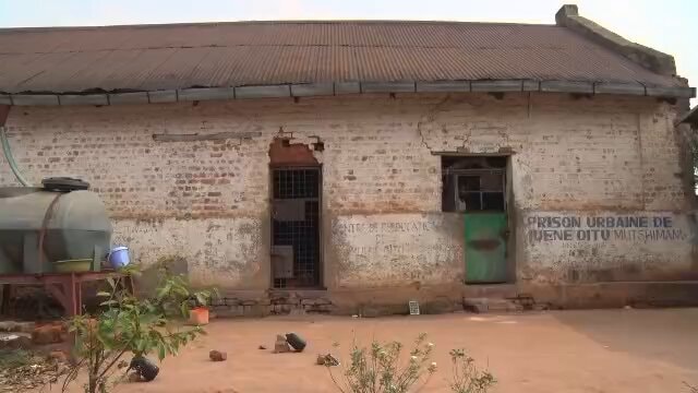 Évasion de six détenus à Mwene-Ditu : la vétusté des prisons pointée du doigt article de nouvelles society – Dernier artic...
