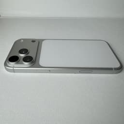 Vignette de lPhone 17 Pro Max 8