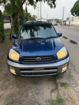 Vignette de TOYOTA RAV4 INTERMÉDIAIRE A VENDRE A KINSHASA 6