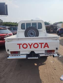 Vignette de TOYOTA LAND CRUISER DON DU KOWEÏT A VENDRE 3