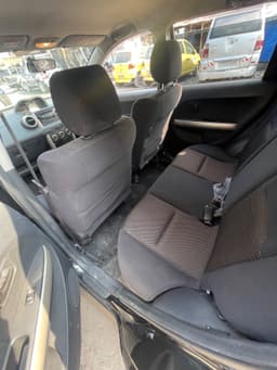 Vignette de TOYOTA IST AVEC PLAQUE RÉCENTE À VENDRE À KINSHASA 7