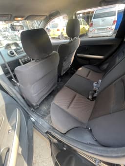 Vignette de TOYOTA IST AVEC PLAQUE RÉCENTE À VENDRE À KINSHASA 6