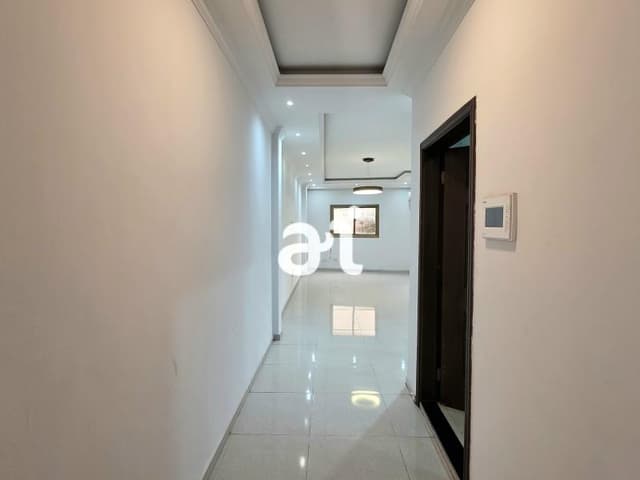 Appartement spacieux 3 chambres avec ascenseur et parking - Gombe, Kinshasa in Kinshasa 3 3 201m² mediacongo https://www.m...