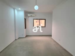 Vignette de Appartement spacieux 3 chambres avec balcon et terrasse - Gombe, Kinshasa 9