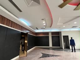 Vignette de Bureau moderne de 7 pièces avec salle de réunion et ascenseur - Gombe, Kinshasa 3