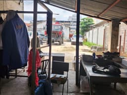 Vignette de Concession avec entrepôts à vendre - Gombe, Kinshasa 3