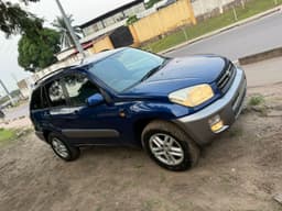 Vignette de TOYOTA RAV4 INTERMÉDIAIRE A VENDRE 3