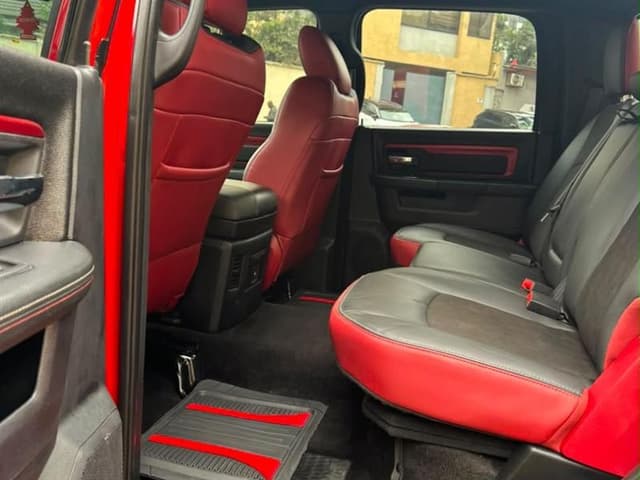 Dodge RAM 2018 - V8 Essence Automatique - Gombe Dodge in Kinshasa 2018 V8 mediacongo RAM Essence https://www.mediacongo.ne...