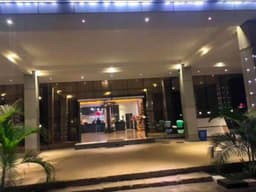 Vignette de Hôtel 12 étages 90 chambres avec vue sur le fleuve Congo - Ngaliema, Kinshasa 6