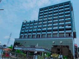 Vignette de Hôtel 12 étages 90 chambres avec vue sur le fleuve Congo - Ngaliema, Kinshasa 4