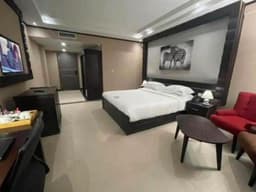 Vignette de Hôtel 12 étages 90 chambres avec vue sur le fleuve Congo - Ngaliema, Kinshasa 2