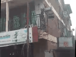 Vignette de Immeuble de rapport 560m² sur macadam - Ngiri-Ngiri, Kinshasa 4
