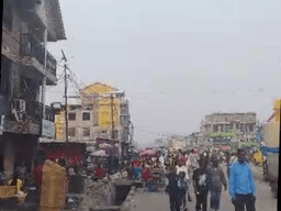 Vignette de Immeuble de rapport 560m² sur macadam - Ngiri-Ngiri, Kinshasa 8