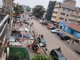 Vignette de Immeuble de rapport R+4 avec 23 unités locatives - Kasa-Vubu, Kinshasa 8
