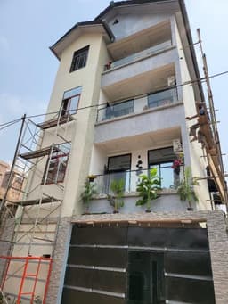 Vignette de Immeuble locatif R+3 de 7 appartements avec revenus garantis - Bandal Oasis, Kinshasa 1