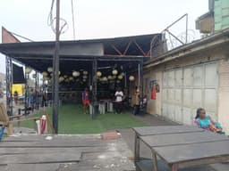 Vignette de Immeuble R+2 avec commerces sur 600 m² - Efobank, N'Sele, Kinshasa 5