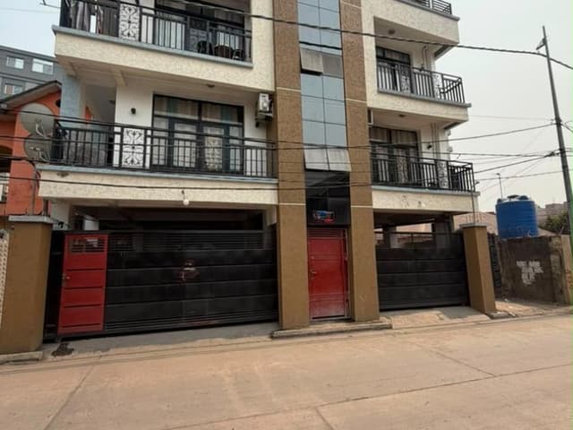 Immeuble R+3 neuf avec revenu locatif de 7 500 $/mois - Kintambo, Kinshasa in Kinshasa mediacongo https://www.mediacongo.n...