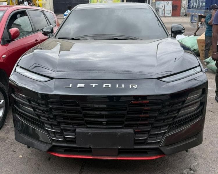 Jetour Dashing 2022 - Full Options Essence 4 Cylindres - Kintambo Jetour à Kinshasa Dashing 2022 Essence Automatique 4 cyl...