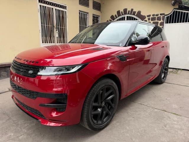 Land Rover Range Rover Sport 2024 - Essence Full Options Toit Panoramique - Limete Land Rover in Kinshasa Range Rover Spor...