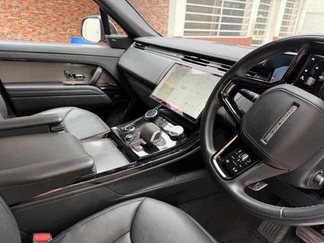 Land Rover Range Rover Sport 2024 - Essence Full Options Toit Panoramique - Limete Land Rover in Kinshasa Range Rover Spor...