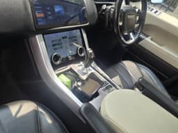 Vignette de Land Rover Range Rover Sport HSE 2021 - 6 Cylindres Diesel - Kintambo 5