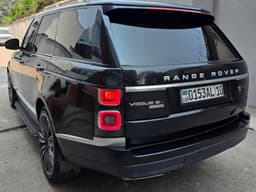 Vignette de Land Rover Range Rover Vogue Supercharged 2014 (modifié 2022) - V8 Essence - Gombe 10