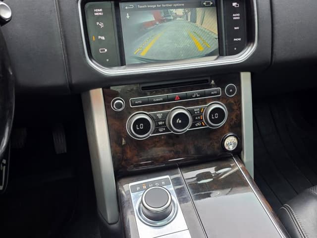 Land Rover Range Rover Vogue Supercharged 2014 (modifié 2022) - V8 Essence - Gombe Land Rover in Kinshasa 2014 V8 Supercha...