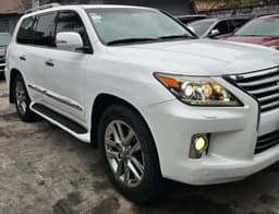 Vignette de Lexus LX 570 2014 - V8 Essence Full Option - Gombe 1