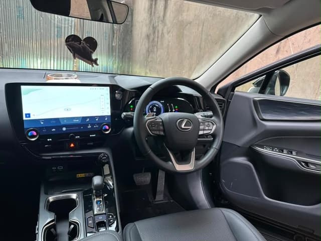 Lexus NX 350h 2024 - Hybride Automatique Volant Droit - Limete Lexus in Kinshasa NX 350h 2024 Hybride Automatique mediacon...