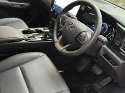 Vignette de Lexus NX 350h 2024 - Hybride Automatique Volant Droit - Limete 7