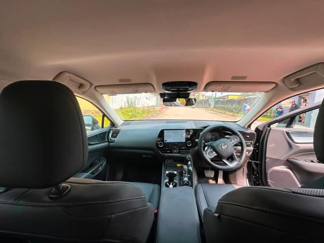 Lexus NX 350h 2025 - Hybride Automatique - Limete Lexus in Kinshasa NX 350h 2025 Hybride Automatique mediacongo https://ww...