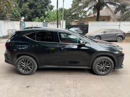 Vignette de Lexus NX 350h 2025 - Hybride Toit Panoramique - Lingwala 8