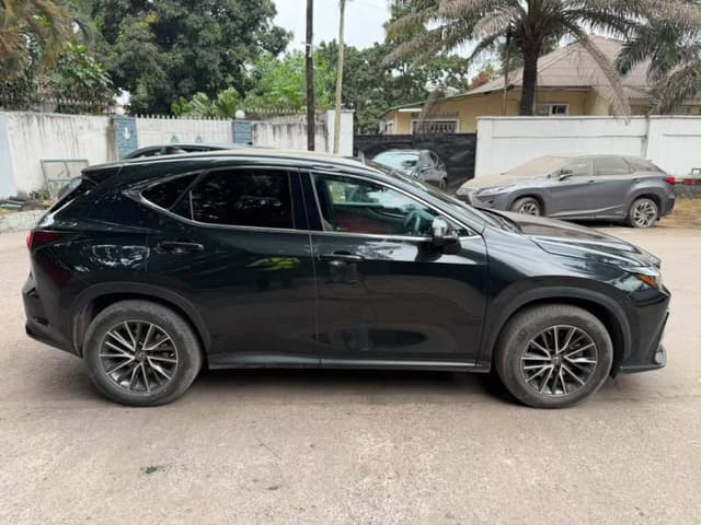 Lexus NX 350h 2025 - Hybride Toit Panoramique - Lingwala Lexus in Kinshasa 2025 mediacongo NX 350h Hybride https://www.med...