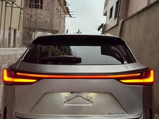 Lexus NX 450h+ 2024 - Hybride Rechargeable Full Options - Limete Lexus in Kinshasa NX 450h+ 2024 Hybride Automatique media...