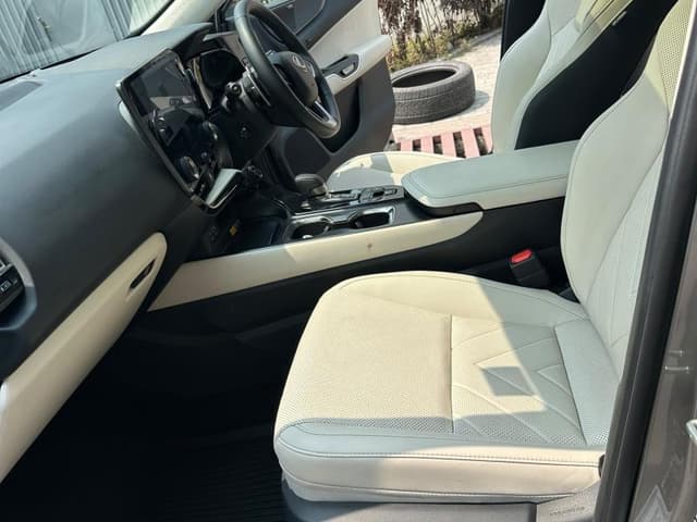 Lexus NX450h+ 2025 - Hybride rechargeable Full Options - Limete Lexus in Kinshasa 2025 mediacongo NX450h+ Hybride https://...
